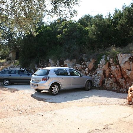 Apartments By The Sea Cove Zarace - Gdinj, Hvar - 4598 Exterior foto